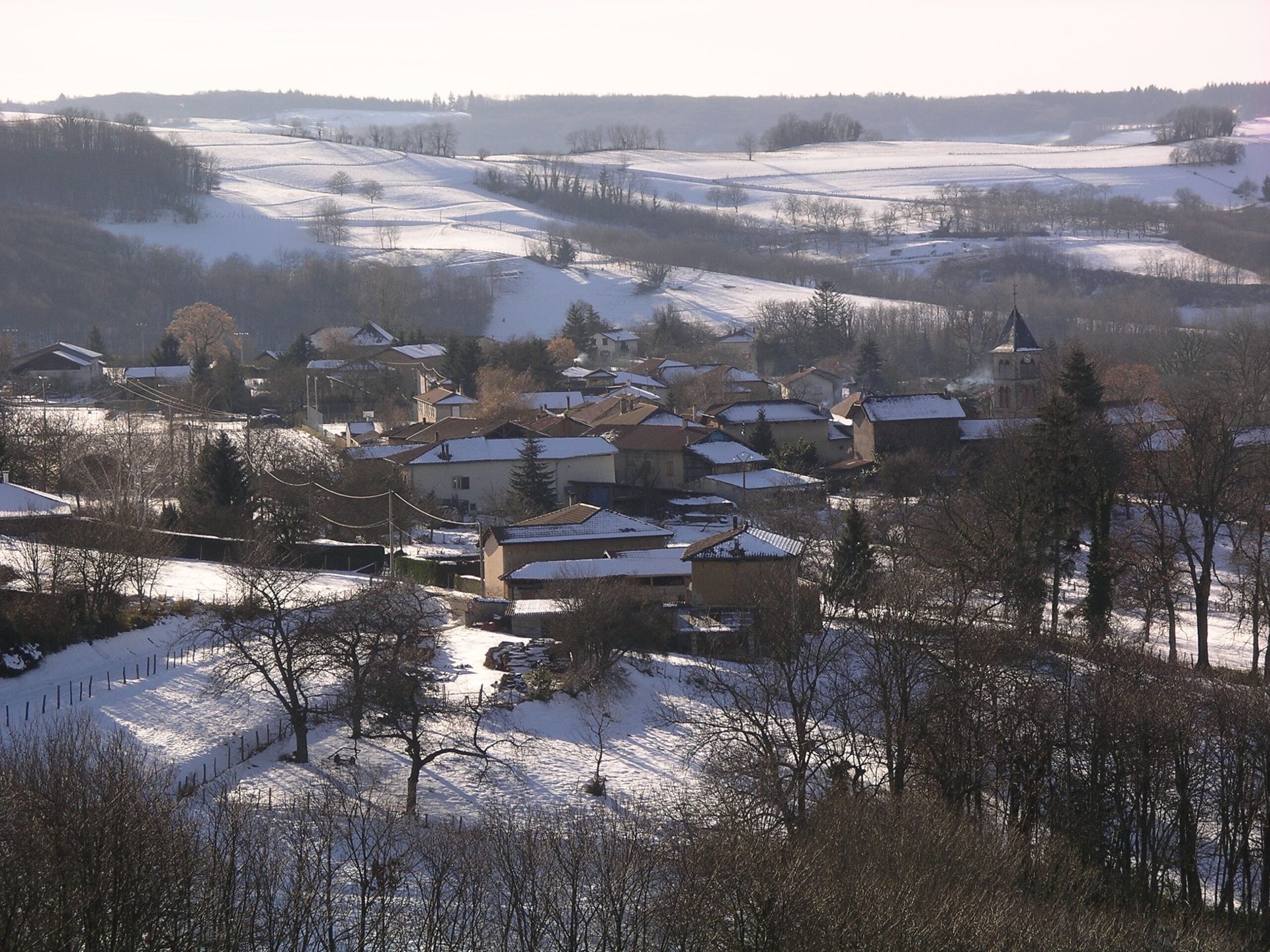 Le village de Plan sous la neige, vu du ciel